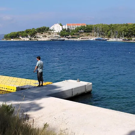 Apartamento By The Sea Milna, Brac - 22519 Milna (Brac)