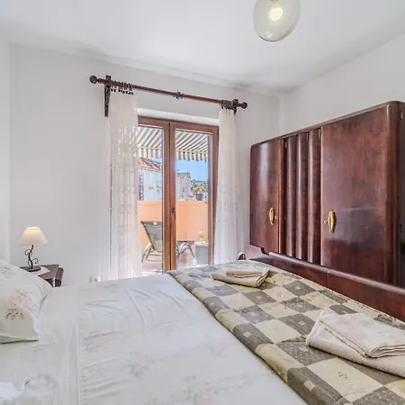 By The Sea Milna, Brac - 22519 Apartment Milna (Brac)