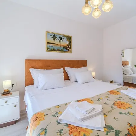 By The Sea Milna, Brac - 22519 Apartment *